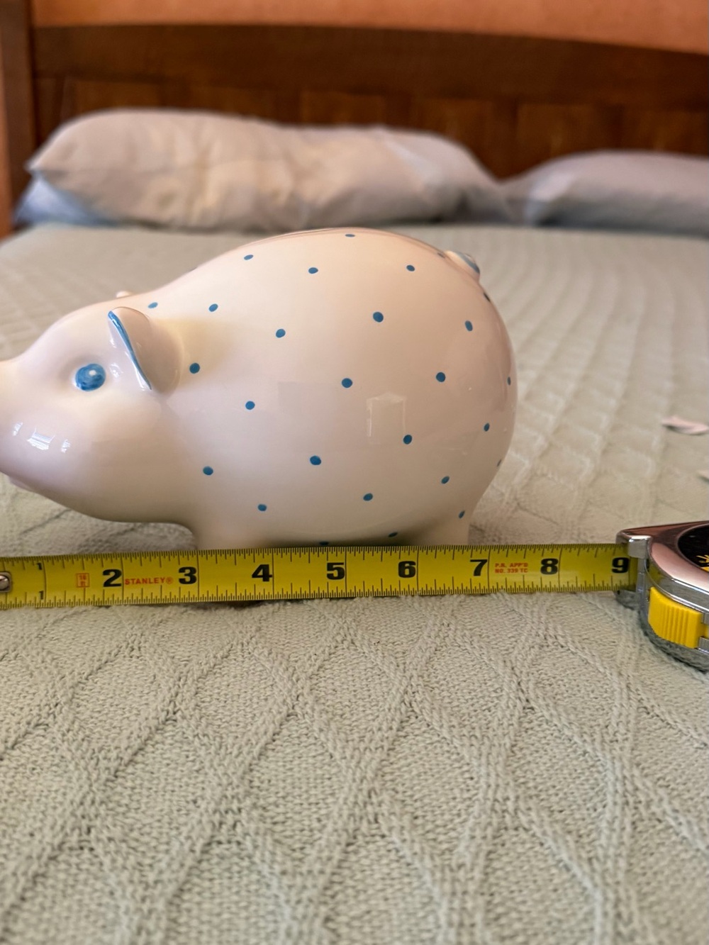 Tiffany & CO Authentic Ceramic Piggy Bank with light blue dots Great condition! - Picture 9 of 11
